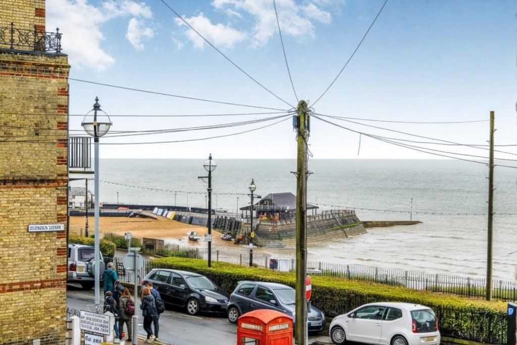 2 bed Annexe for rent in Broadstairs. From frederickandcopropertyservices.co.uk