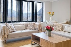 2 bed Apartment for rent in Brentford. From Round Box Estates Ltd