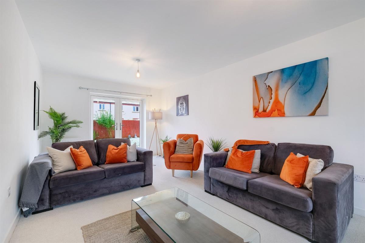 6 bed Semi Detached for rent in Bicester. From Round Box Estates Ltd