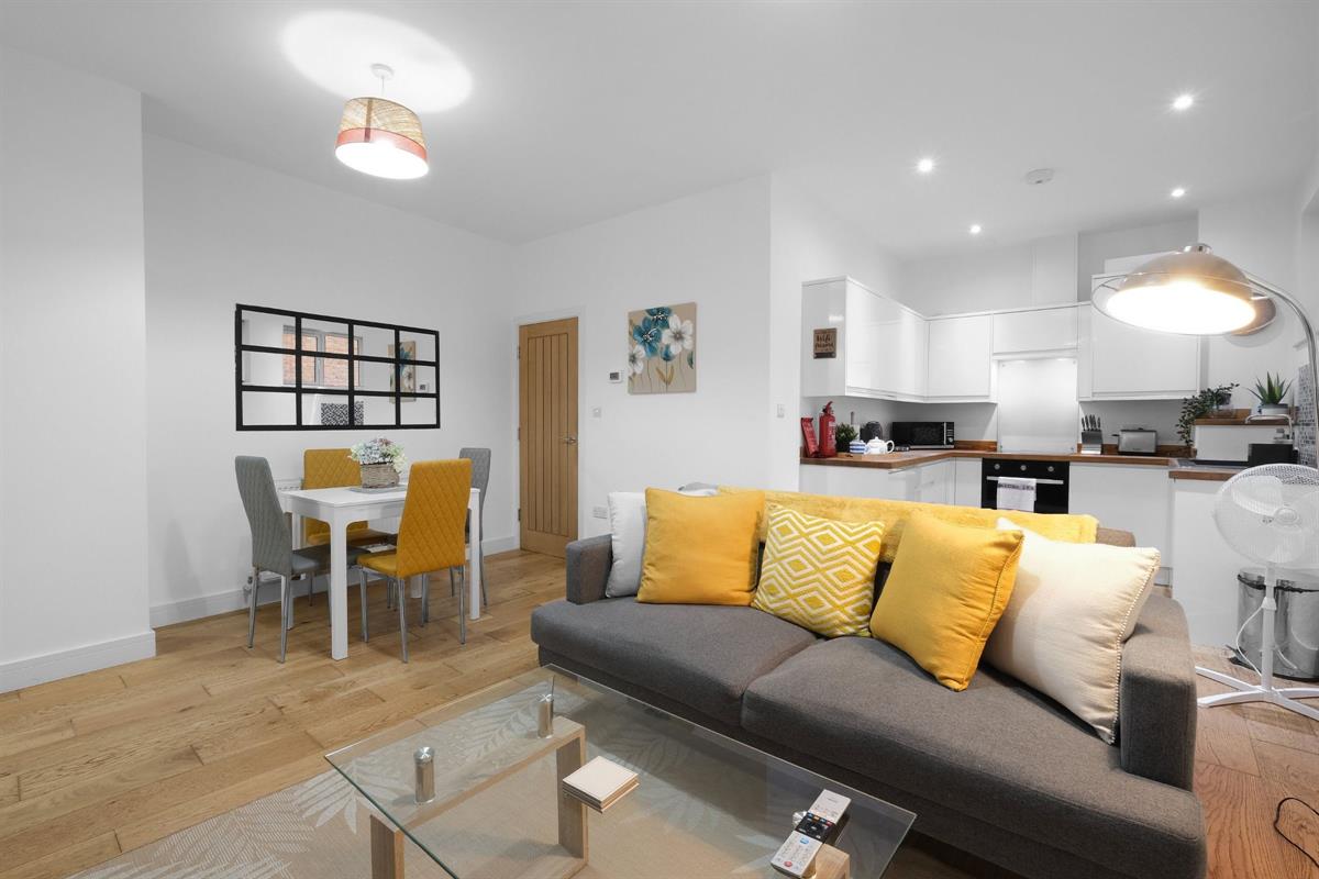 1 bed Apartment for rent in High Wycombe. From Round Box Estates Ltd