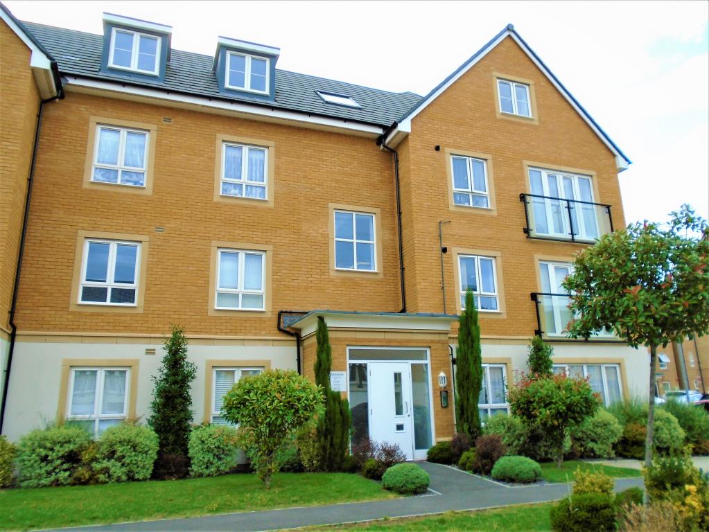 1 bed Flat for rent in Langley. From David Nicholas Estates - High Wycombe