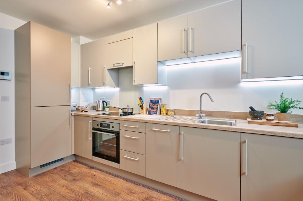 1 bed Apartment / Studio for rent in Barking. From Apo - Barking