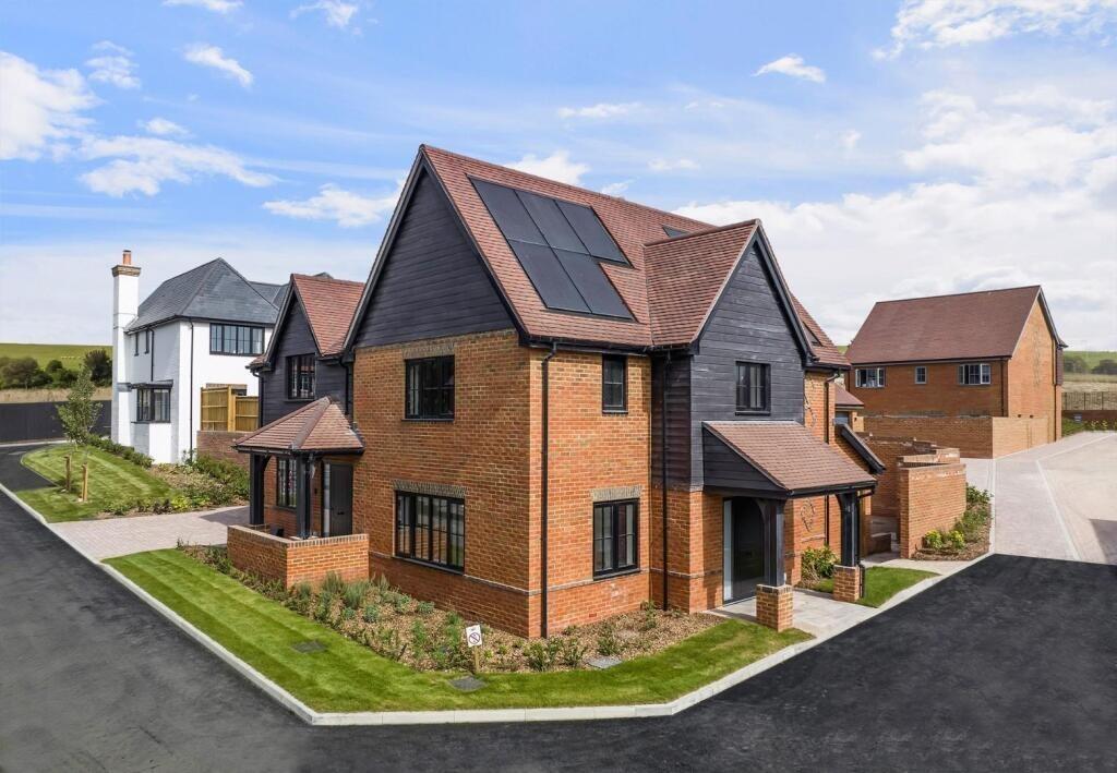 3 bed Semi Detached for rent in Rottingdean. From Clarity Property Management