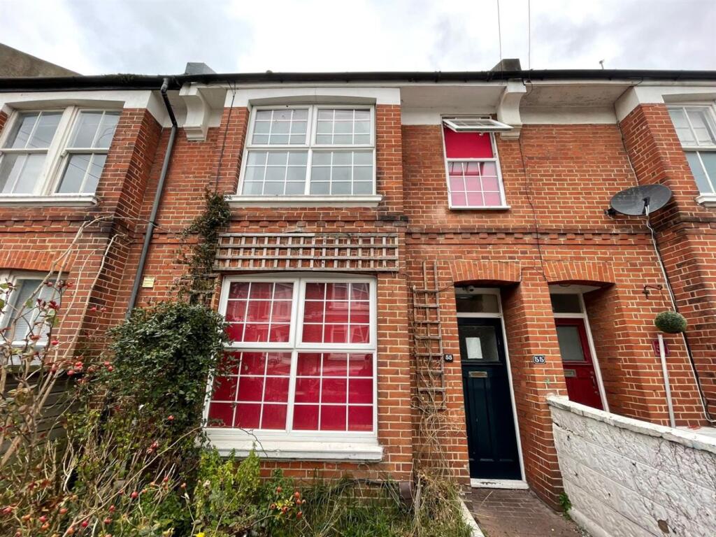 6 bed Mid Terraced House for rent in Ovingdean. From Clarity Property Management