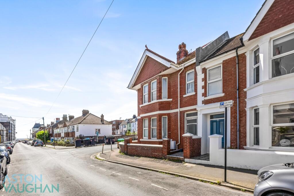 3 bed Apartment for rent in Ovingdean. From Clarity Property Management