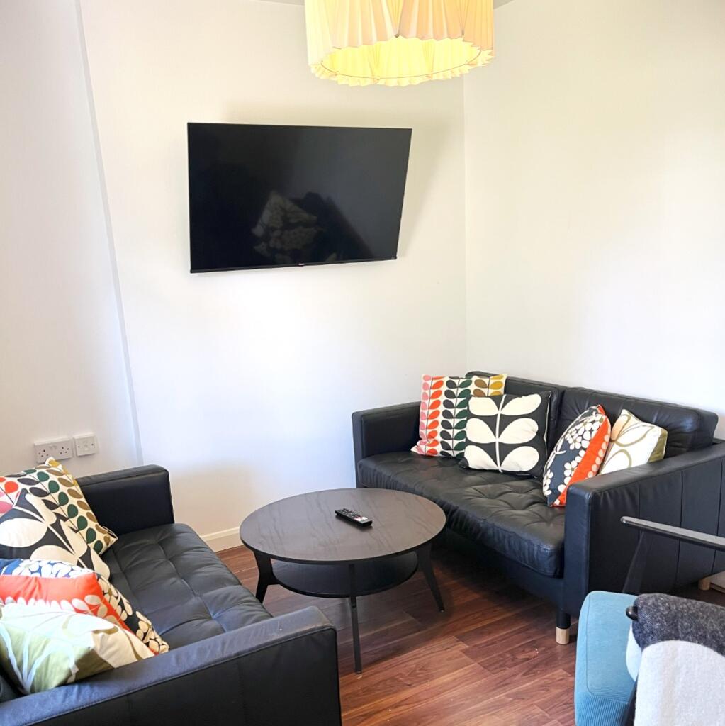 5 bed Semi Detached for rent in Ovingdean. From Clarity Property Management 5 bed Semi Detached for rent in Ovingdean. From Clarity Property Management
