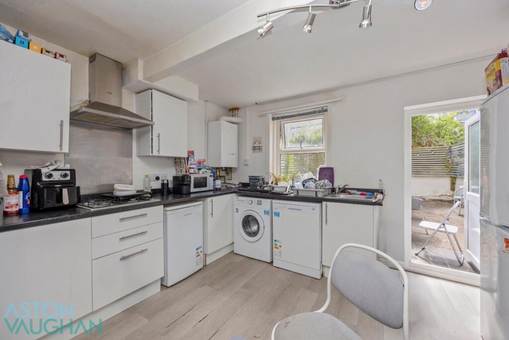 6 bed Semi Detached for rent in Ovingdean. From Clarity Property Management 6 bed Semi Detached for rent in Ovingdean. From Clarity Property Management