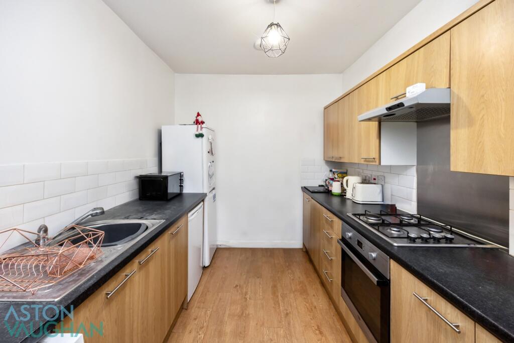1 bed Mid Terraced House for rent in Ovingdean. From Clarity Property Management 1 bed Mid Terraced House for rent in Ovingdean. From Clarity Property Management