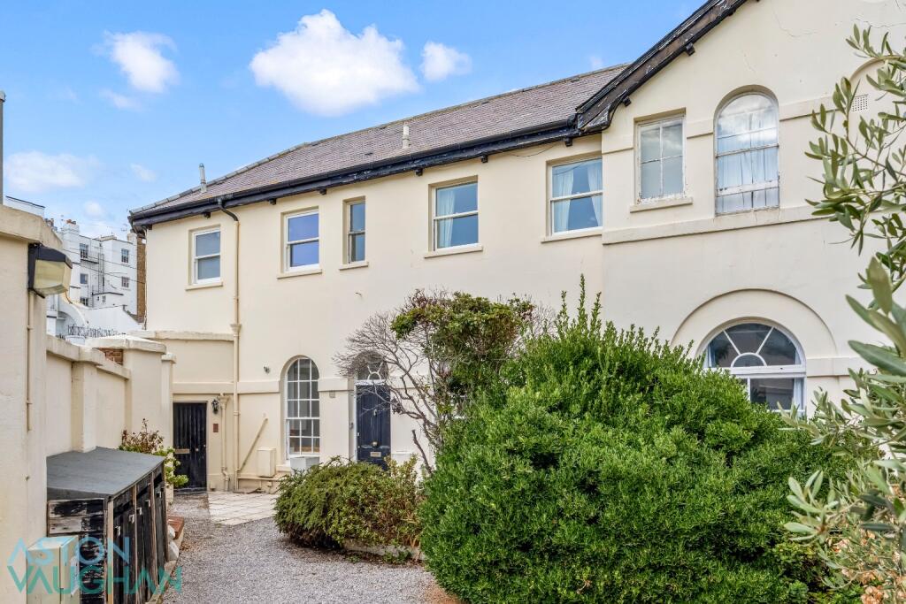2 bed Mews for rent in Ovingdean. From Clarity Property Management
