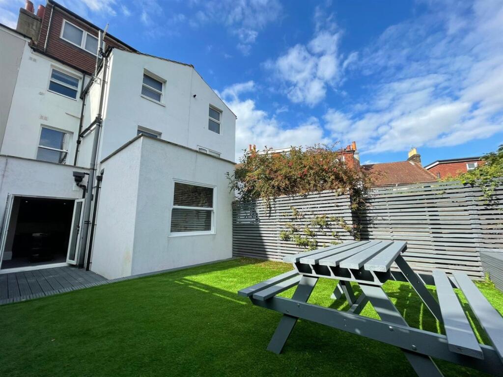 2 bed Apartment for rent in Brighton and Hove. From Clarity Property Management