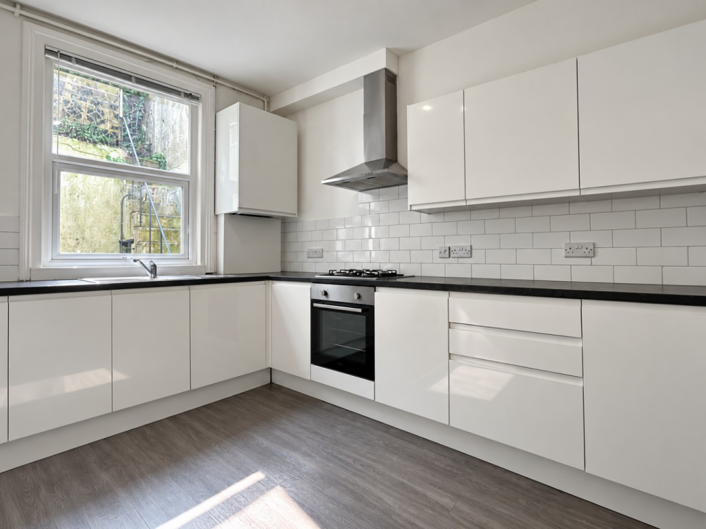 5 bed Semi Detached for rent in Ovingdean. From Clarity Property Management 5 bed Semi Detached for rent in Ovingdean. From Clarity Property Management