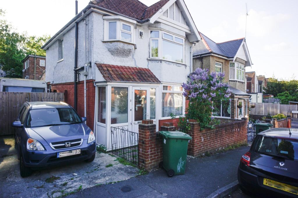3 bed Detached House for rent in Southampton. From SDM PROPERTY - Southampton