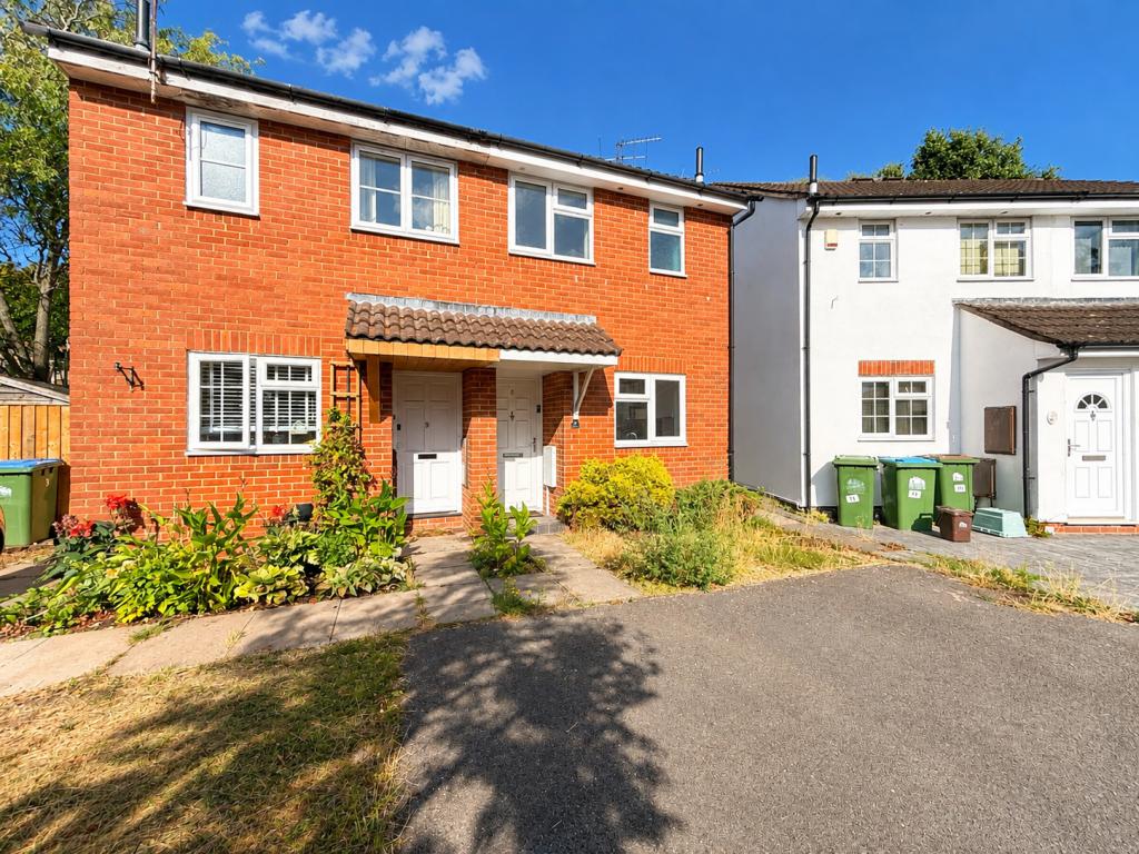 2 bed Semi-Detached for rent in Southampton. From SDM Properties - Southampton
