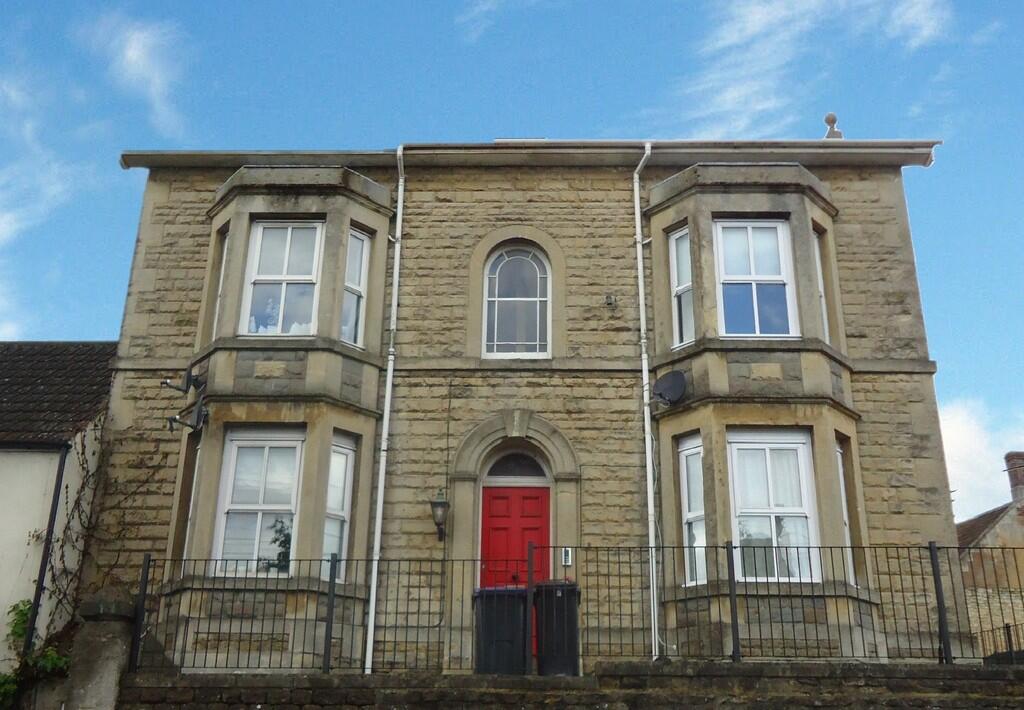 1 bed Apartment for rent in Calne. From Atwell Martin - Chippenham
