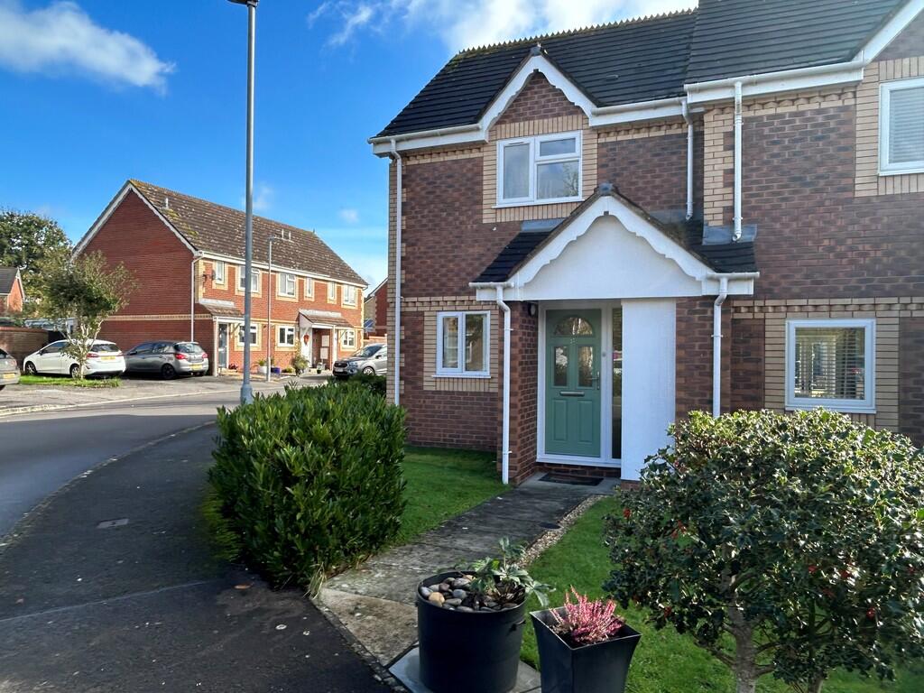2 bed Semi Detached for rent in Chippenham. From Atwell Martin - Chippenham 2 bed Semi Detached for rent in Chippenham. From Atwell Martin - Chippenham