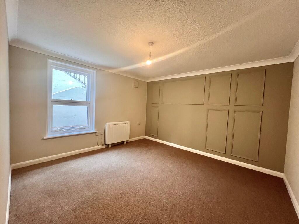 2 bed Mid Terraced House for rent in Shillingford Abbot. From Atwell Martin - Chippenham