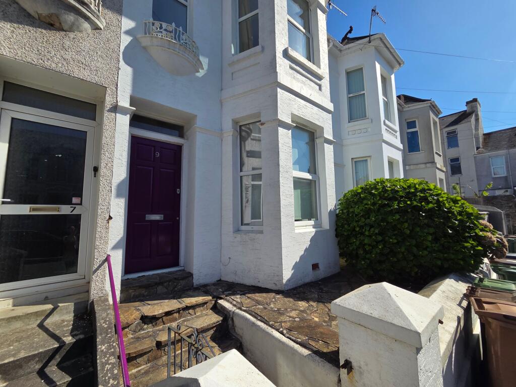 2 bed Mid Terraced House for rent in Plymouth. From Atwell Martin - Plymouth