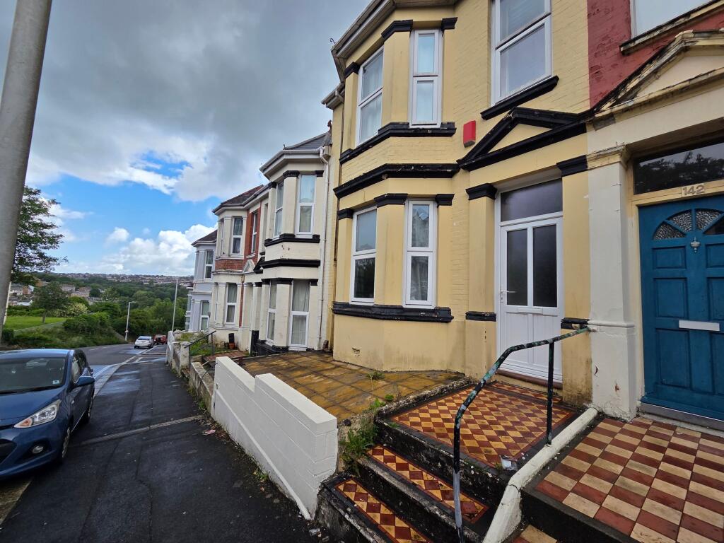 4 bed Mid Terraced House for rent in Plymouth. From Atwell Martin - Plymouth