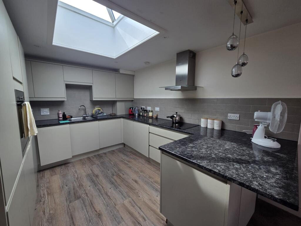 2 bed 1st Floor Flat for rent in Plymouth. From Atwell Martin - Plymouth