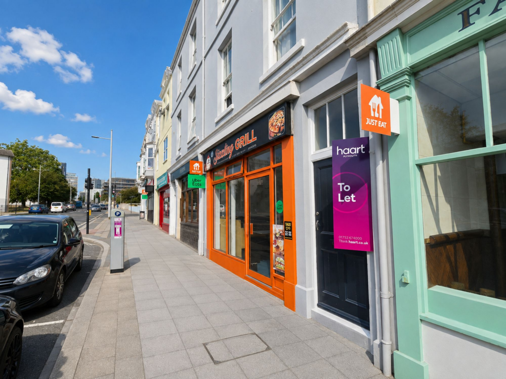 2 bed 1st Floor Flat for rent in Plymouth. From Atwell Martin - Plymouth 2 bed 1st Floor Flat for rent in Plymouth. From Atwell Martin - Plymouth