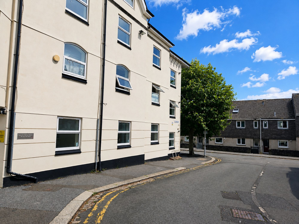 1 bed 1st Floor Flat for rent in Plymouth. From Atwell Martin - Plymouth