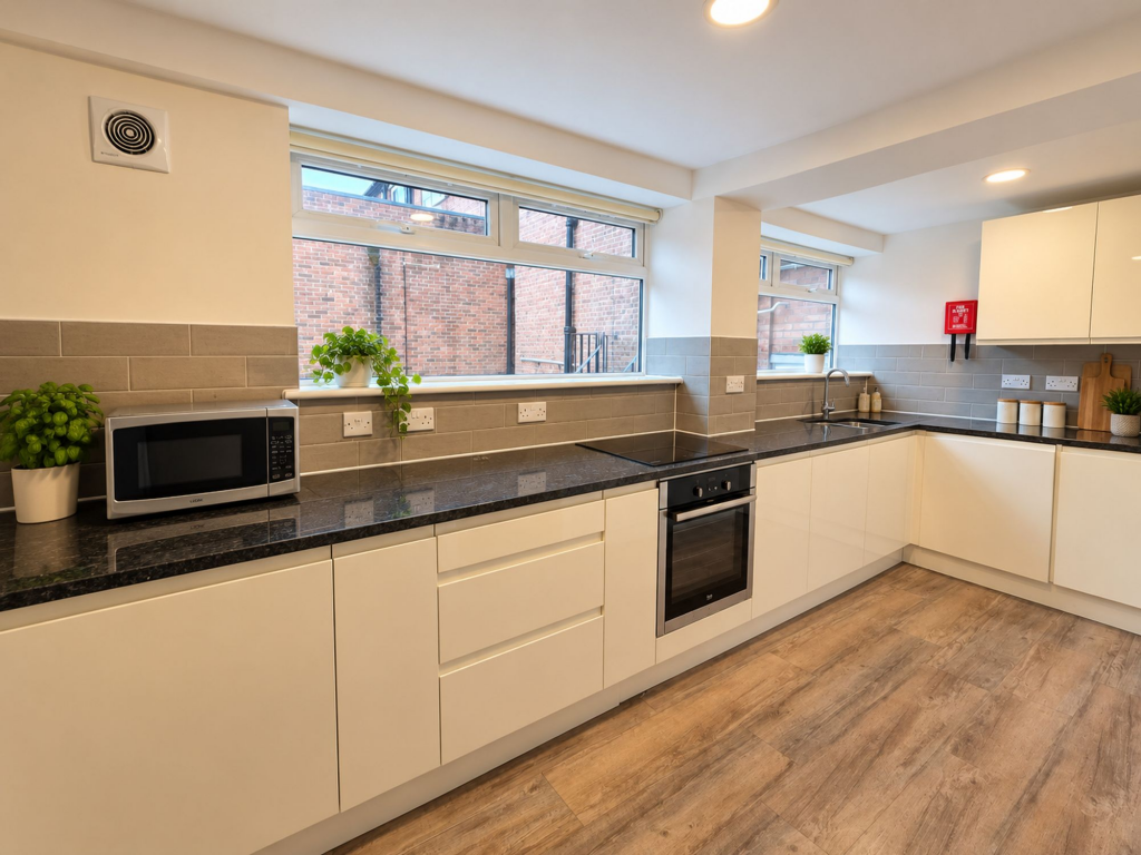 1 bed 1st Floor Flat for rent in Plymouth. From Atwell Martin - Plymouth 1 bed 1st Floor Flat for rent in Plymouth. From Atwell Martin - Plymouth
