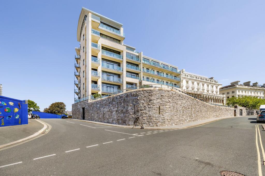 2 bed Apartment for rent in Plymouth. From Atwell Martin - Plymouth 2 bed Apartment for rent in Plymouth. From Atwell Martin - Plymouth