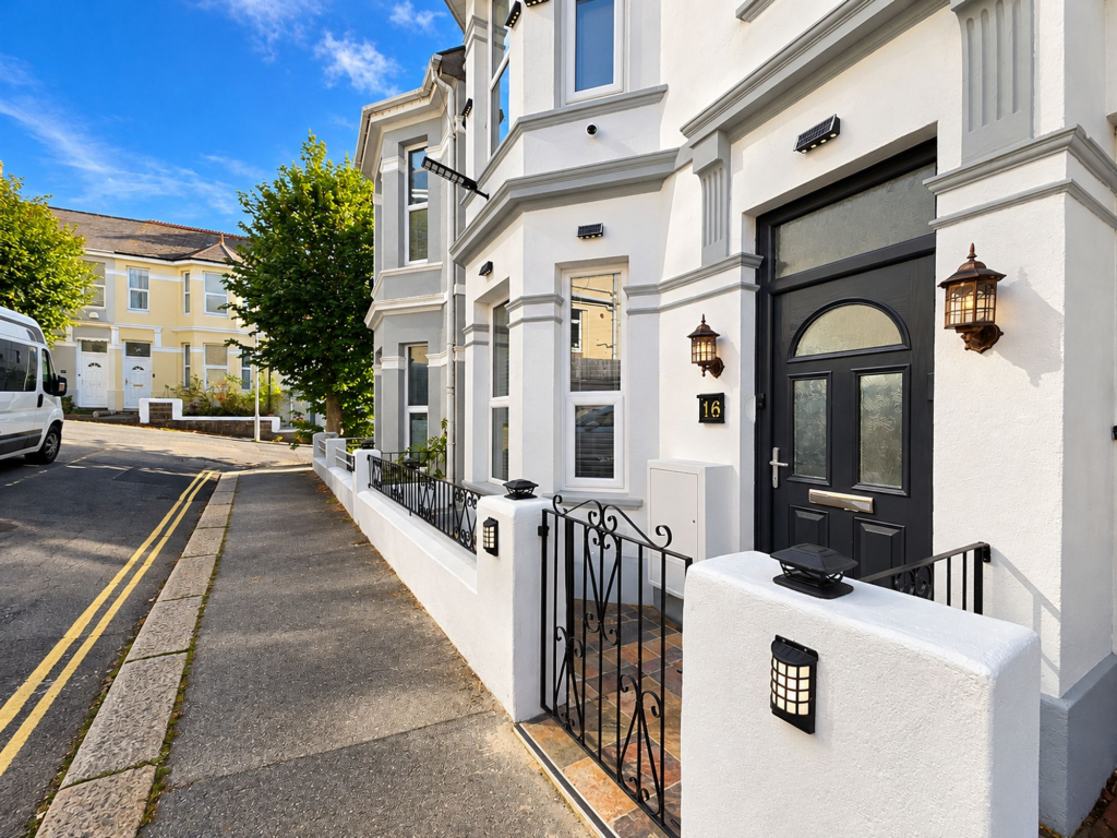 5 bed House Share for rent in Plymouth. From Atwell Martin - Plymouth