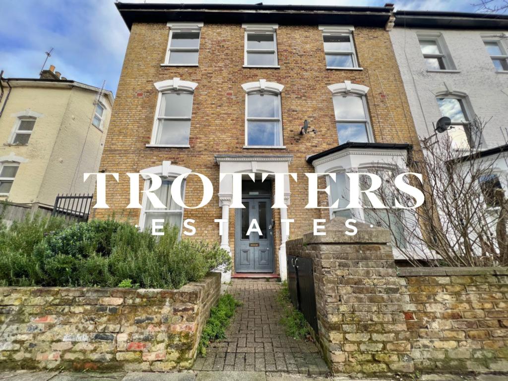3 bed Flat for rent in Stoke Newington. From Trotters Estates - London