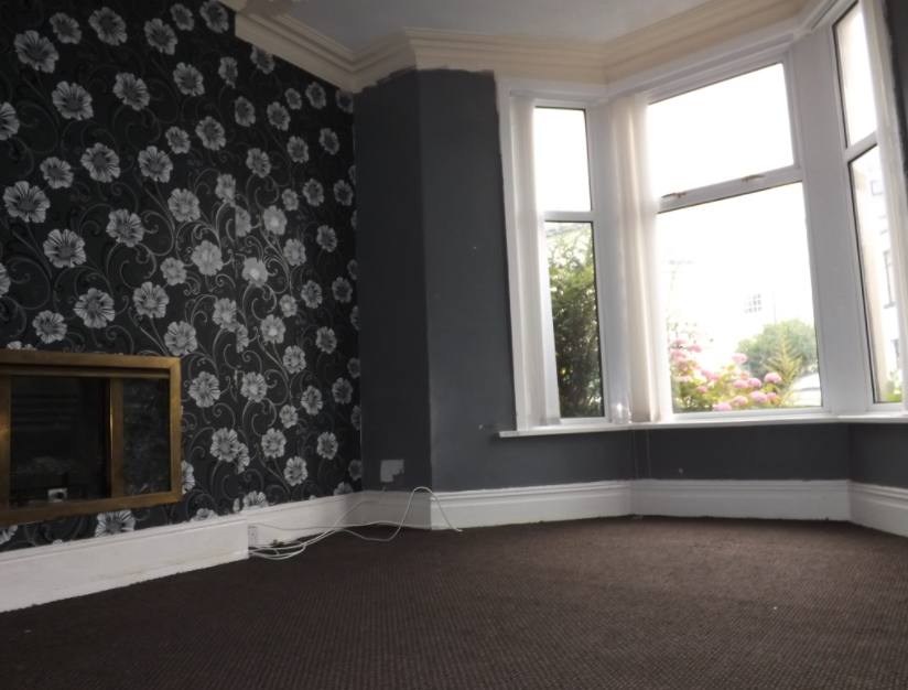 5 bed Mid Terraced House for rent in Wallasey. From Property Investor - Wolverhampton