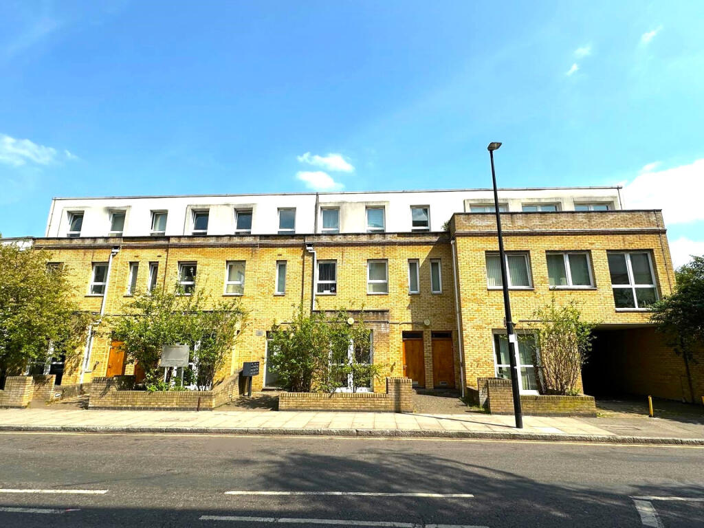 1 bed Apartment for rent in Poplar. From Residential Links - London