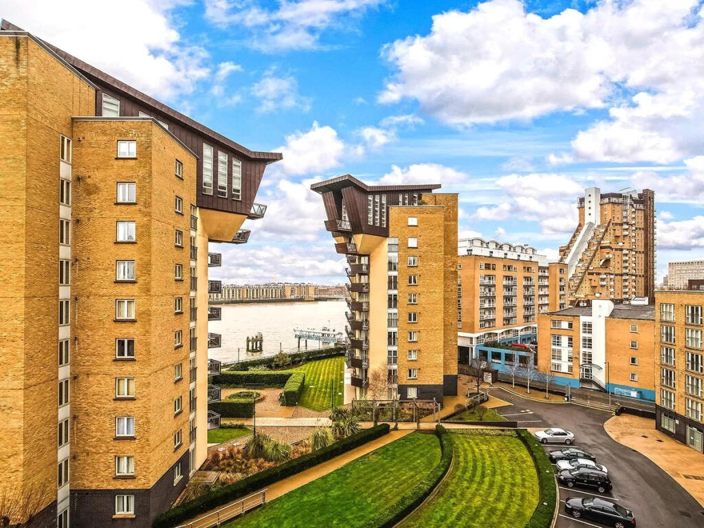 2 bed Apartment for rent in Poplar. From Residential Links - London