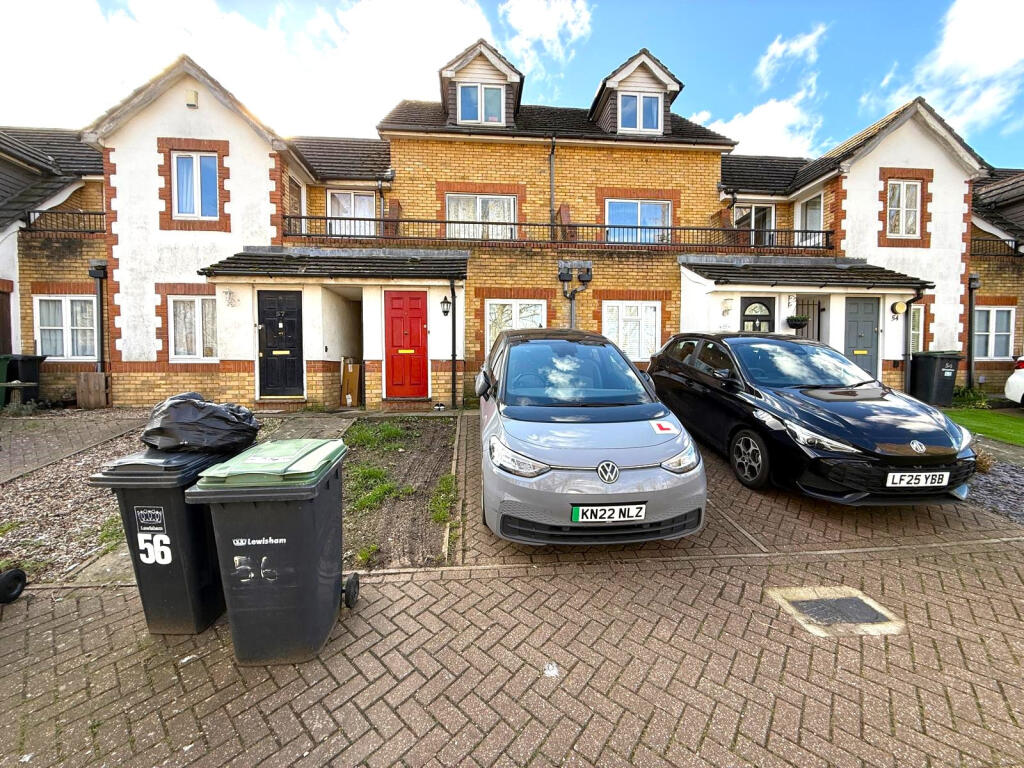 2 bed Mid Terraced House for rent in Chislehurst. From Residential Links - London