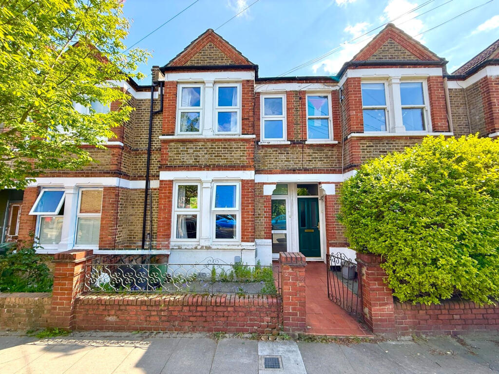 5 bed Mid Terraced House for rent in Lewisham. From Residential Links - London