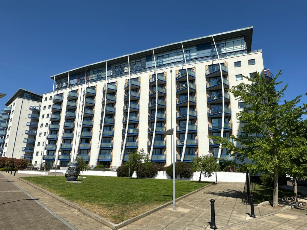 1 bed Apartment for rent in Poplar. From Residential Links - London