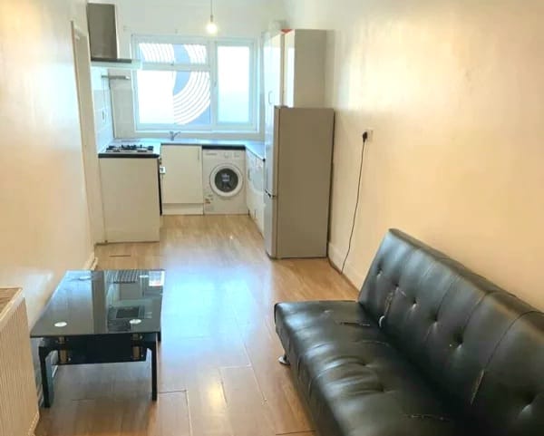 1 bed Flat for rent in London. From Faxons Estates - London