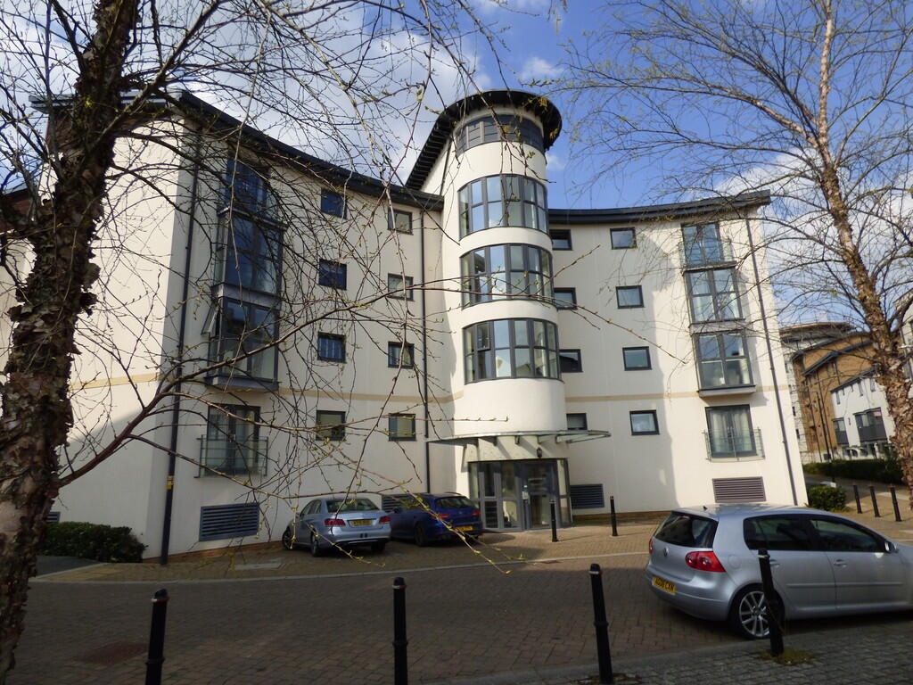 2 bed Apartment for rent in Swindon. From Atwell Martin - Swindon