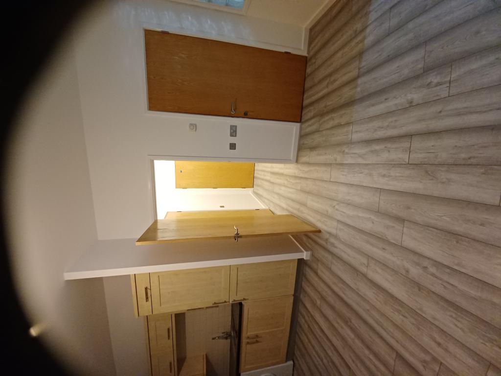 1 bed Studio Flat for rent in Leicester. From The Right Deal Sales and Letting Service - Nottingham