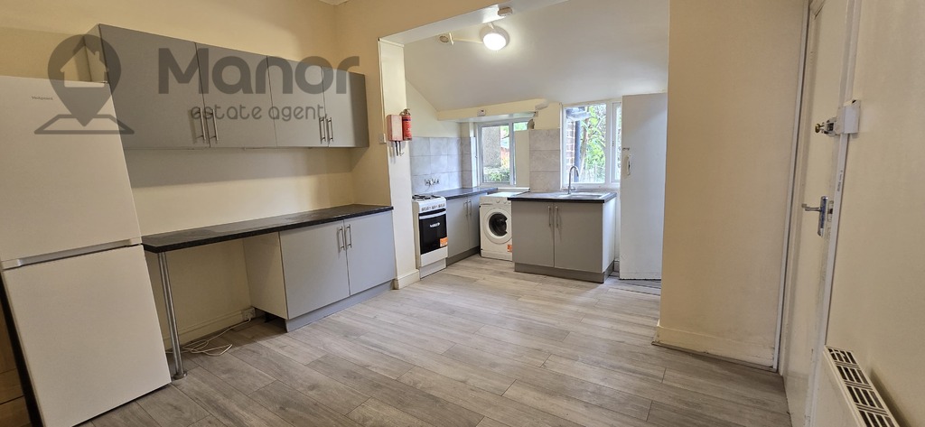 1 bed Flat for rent in Ilford. From Manor Estate Agent