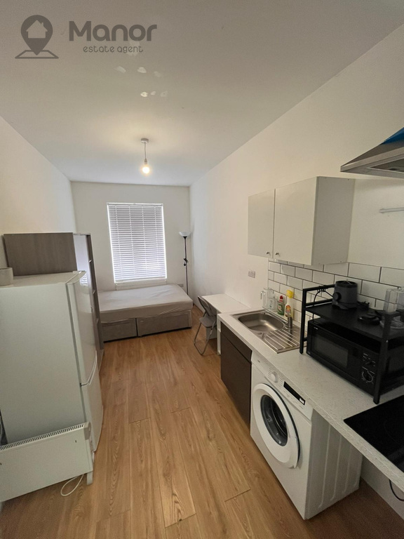 1 bed Studio for rent in Ilford. From Manor Estate Agent