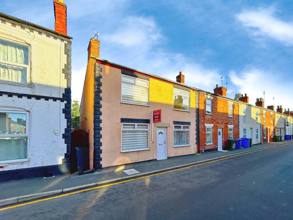 3 bed Mid Terraced House for rent in Boston. From Belvoir - Boston