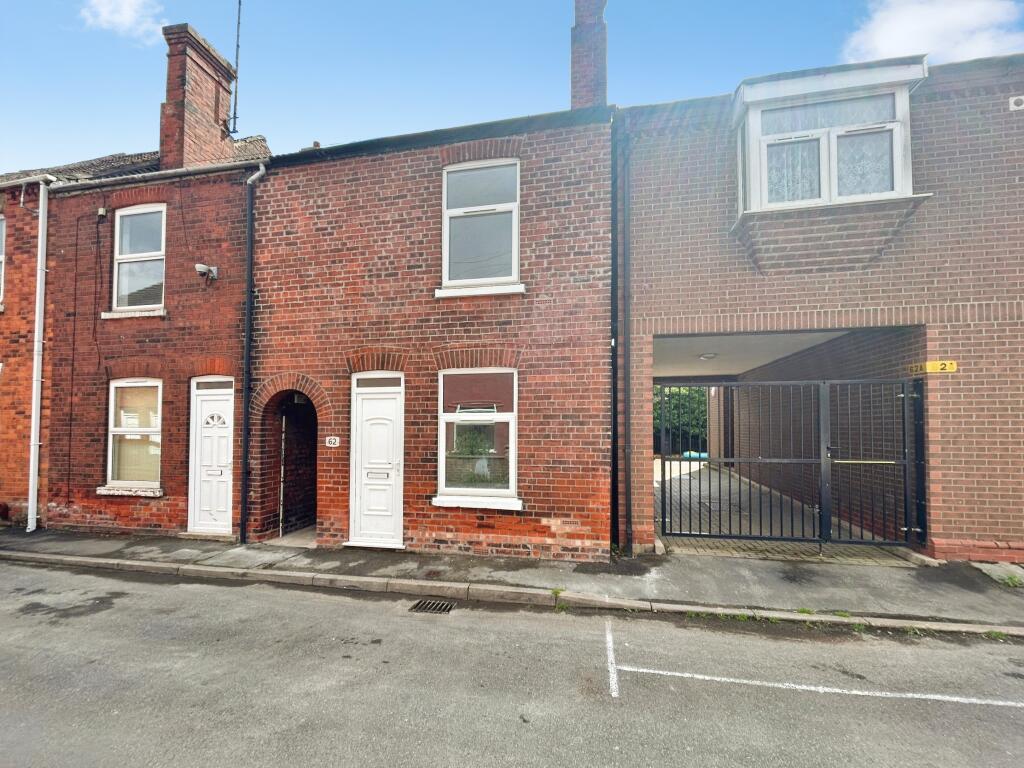 3 bed Mid Terraced House for rent in Boston. From Belvoir - Boston