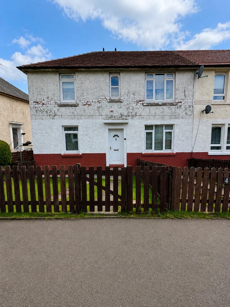 2 bed 1st Floor Flat for rent in Hamilton. From Love Letts, Love Sales - Motherwell