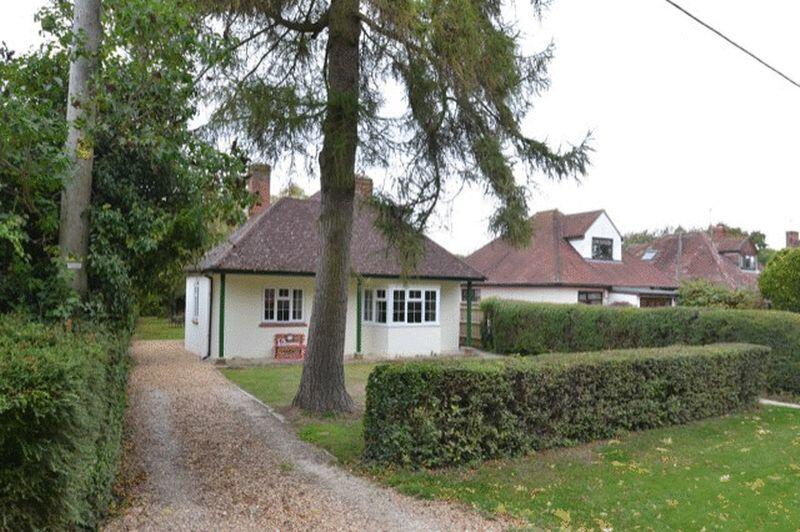 3 bed Detached for rent in Oxford. From Chesterton Yeates - Cowley