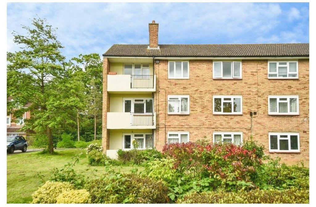 2 bed Apartment for rent in Oxford. From Chesterton Yeates - Cowley