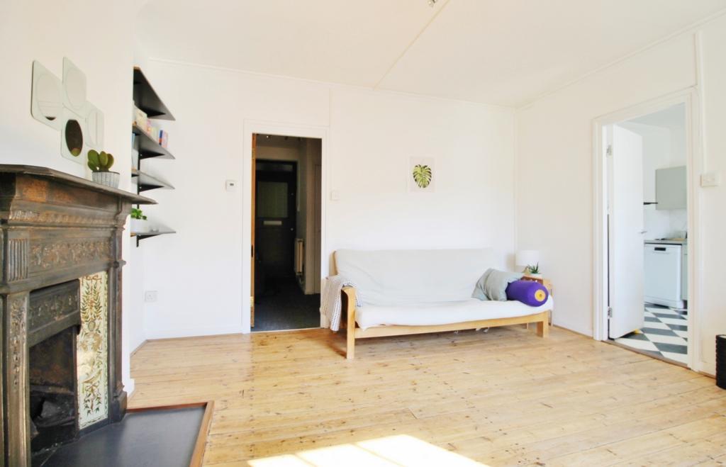 1 bed 1st Floor Flat for rent in Camden Town. From Christo & Co - London - London