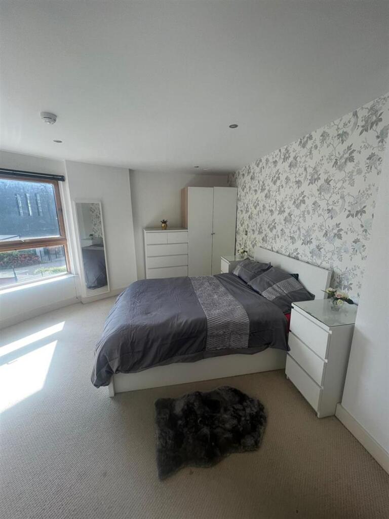 2 bed Apartment for rent in Leeds. From Cityred Properties - Leeds