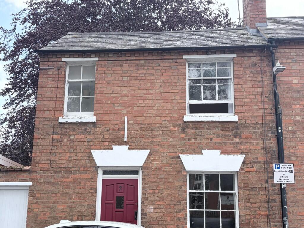 3 bed Mid Terraced House for rent in Stratford-upon-Avon. From Dwellings of Warwickshire - Stratford Upon Avon