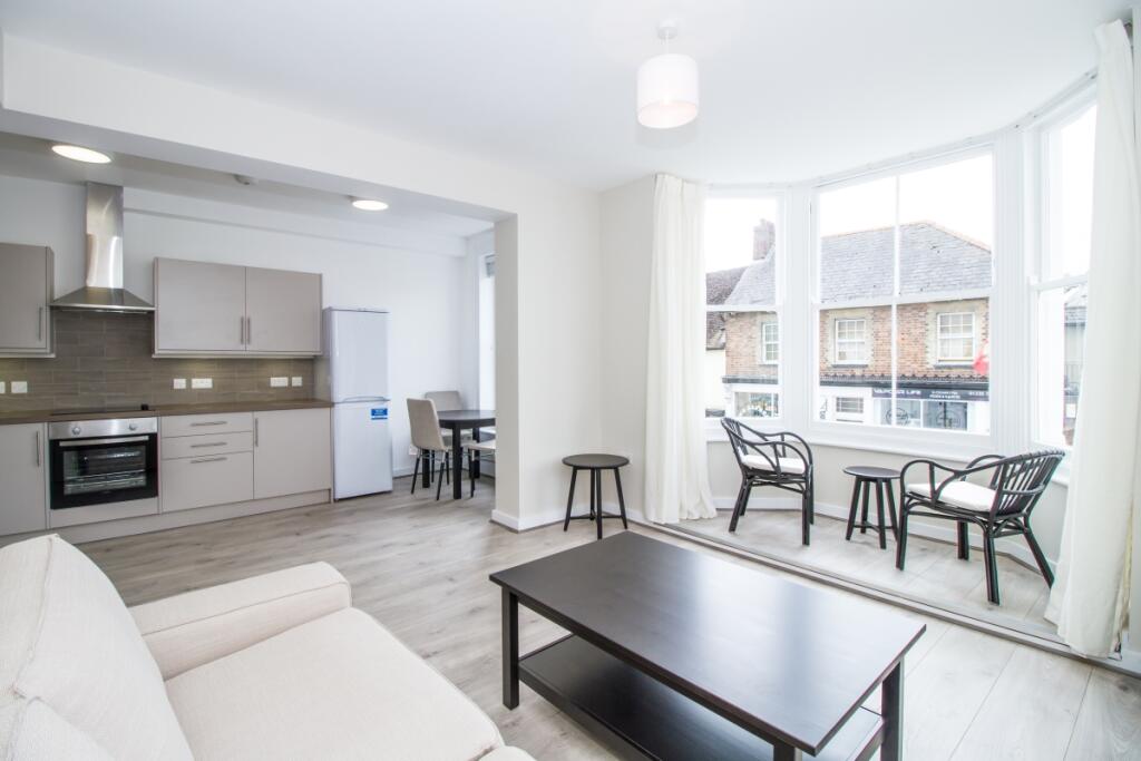 1 bed 1st Floor Flat for rent in Wantage. From Finders Keepers - Abingdon