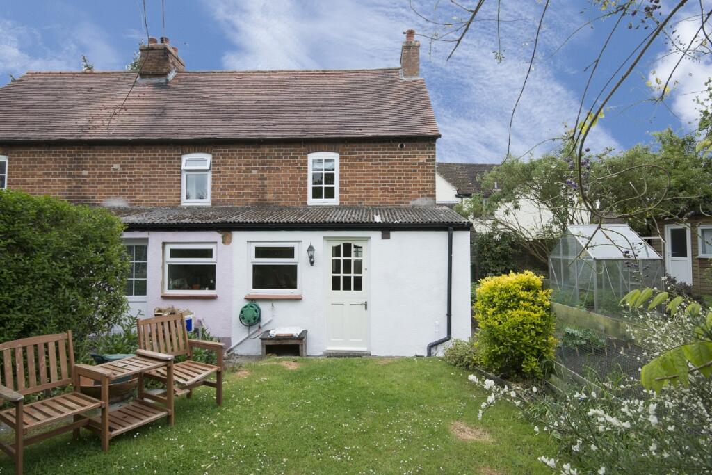 2 bed Mid Terraced House for rent in Sutton Courtenay. From Finders Keepers - Abingdon